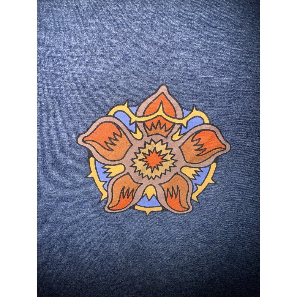 Stranger Things Tee Shirt Men's XL Navy Cotton Short Sleeve Crew Neck Pullover - Picture 6 of 8